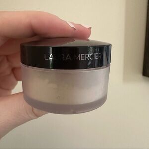 Laura Mercier Translucent Loose Setting Powder